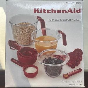 Kitchen Aid 12-piece measuring set